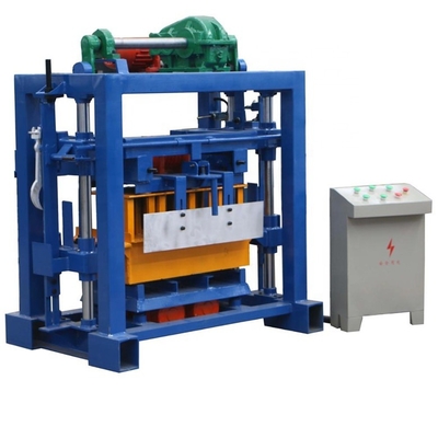 Brique pleine d'adobe de technique du caoutchouc faisant à machine 2021 QT4-40 bloc concret de machine à paver